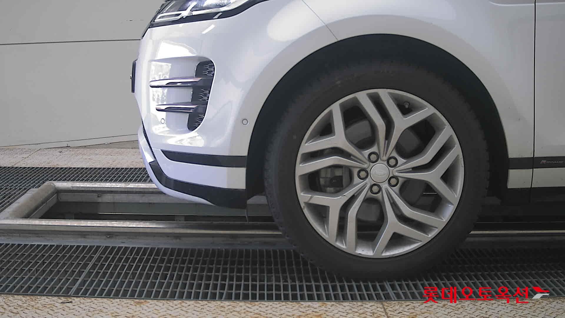 Land Rover - Рендж Ровер Эвок | (D) 2.0 D180 SE 21