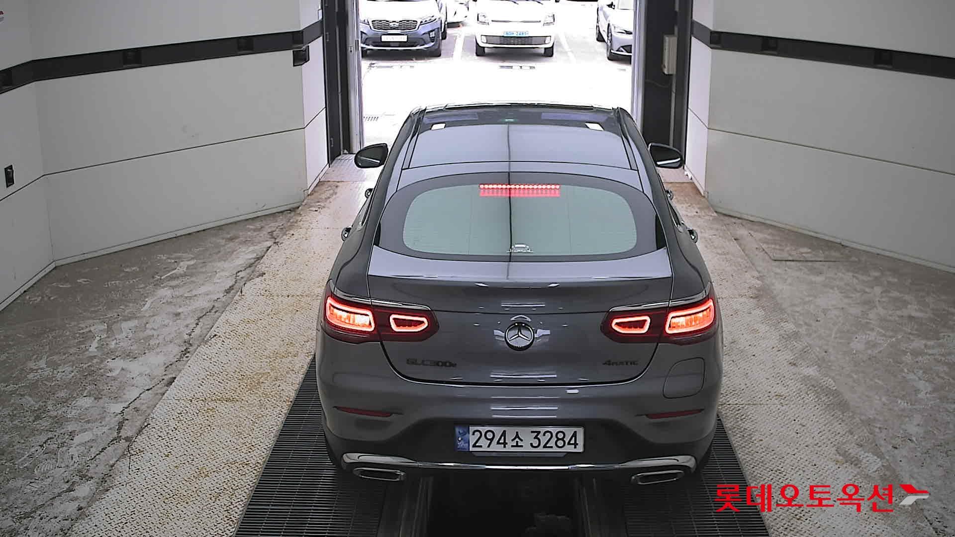 Mercedes-Benz - GLC-Class | 300 4M COUPE (H) 2.0 11