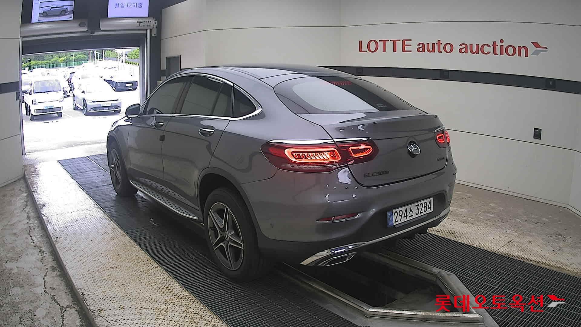 Mercedes-Benz - GLC-Class | 300 4M COUPE (H) 2.0 10