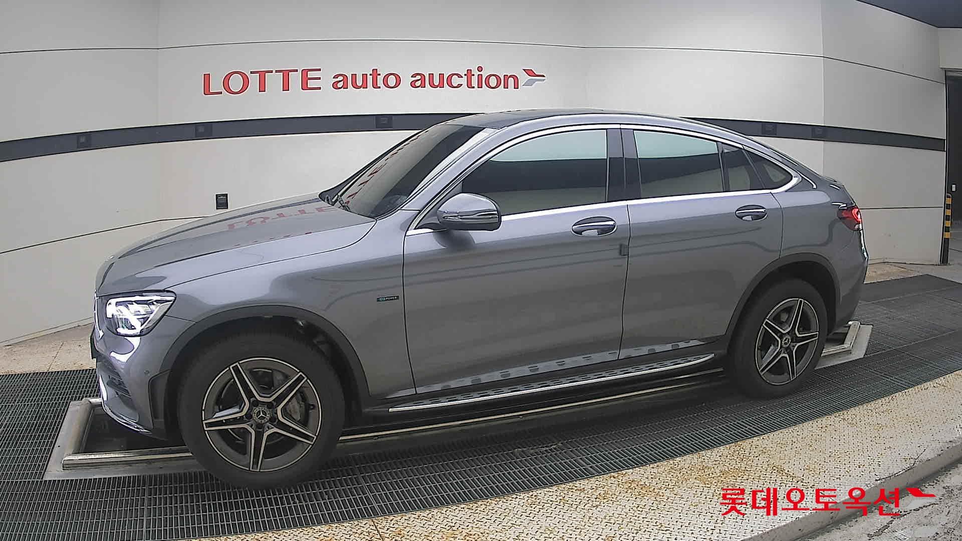 Mercedes-Benz - GLC-Class | 300 4M COUPE (H) 2.0 5