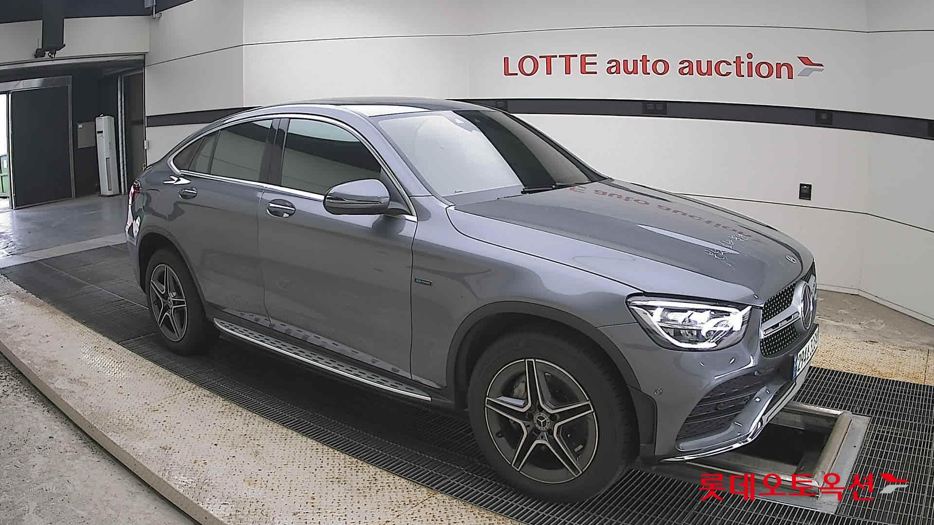 Mercedes-Benz - GLC-Class | 300 4M COUPE (H) 2.0 18
