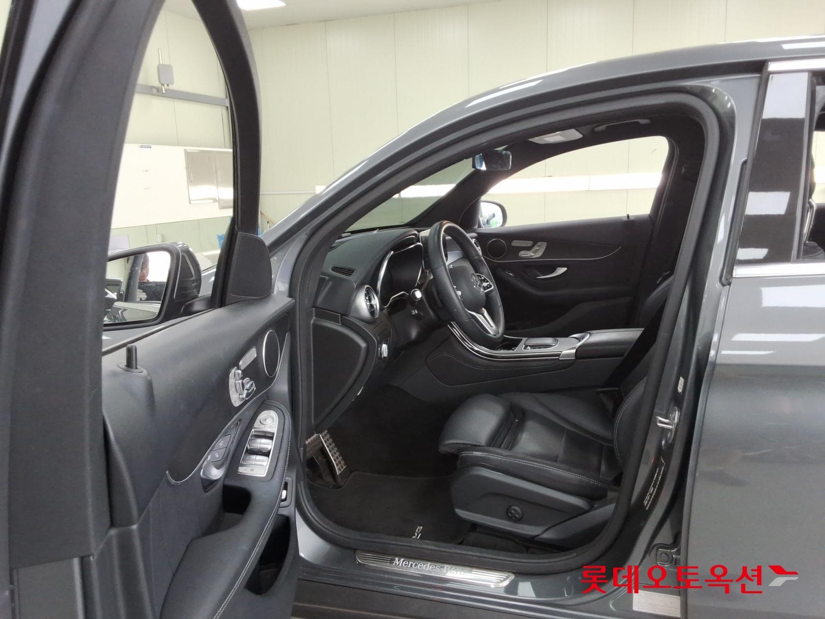 Mercedes-Benz - GLC-Class | 300 4M COUPE (H) 2.0 36