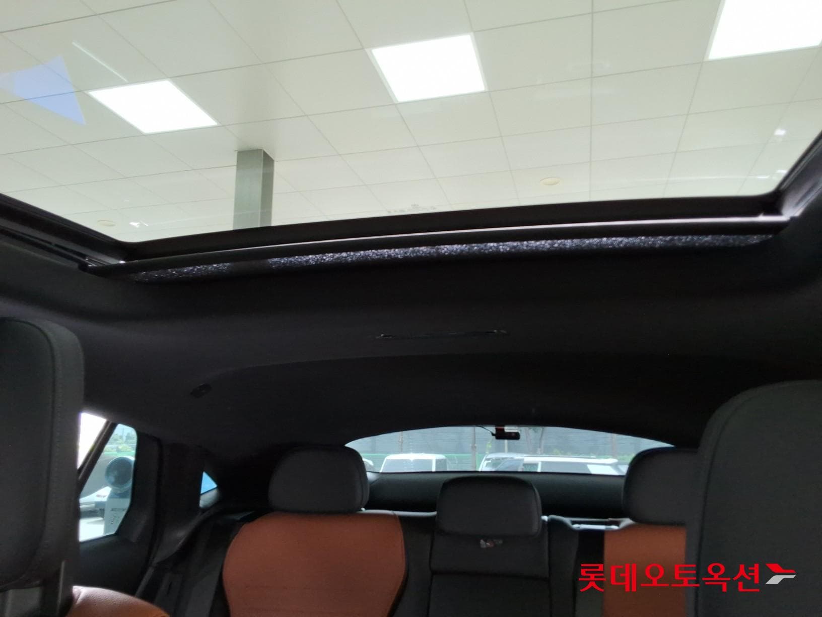 Mercedes-Benz - GLC-Class | 300(G) 2.0 4MATIC COUPE AMG LINE 33