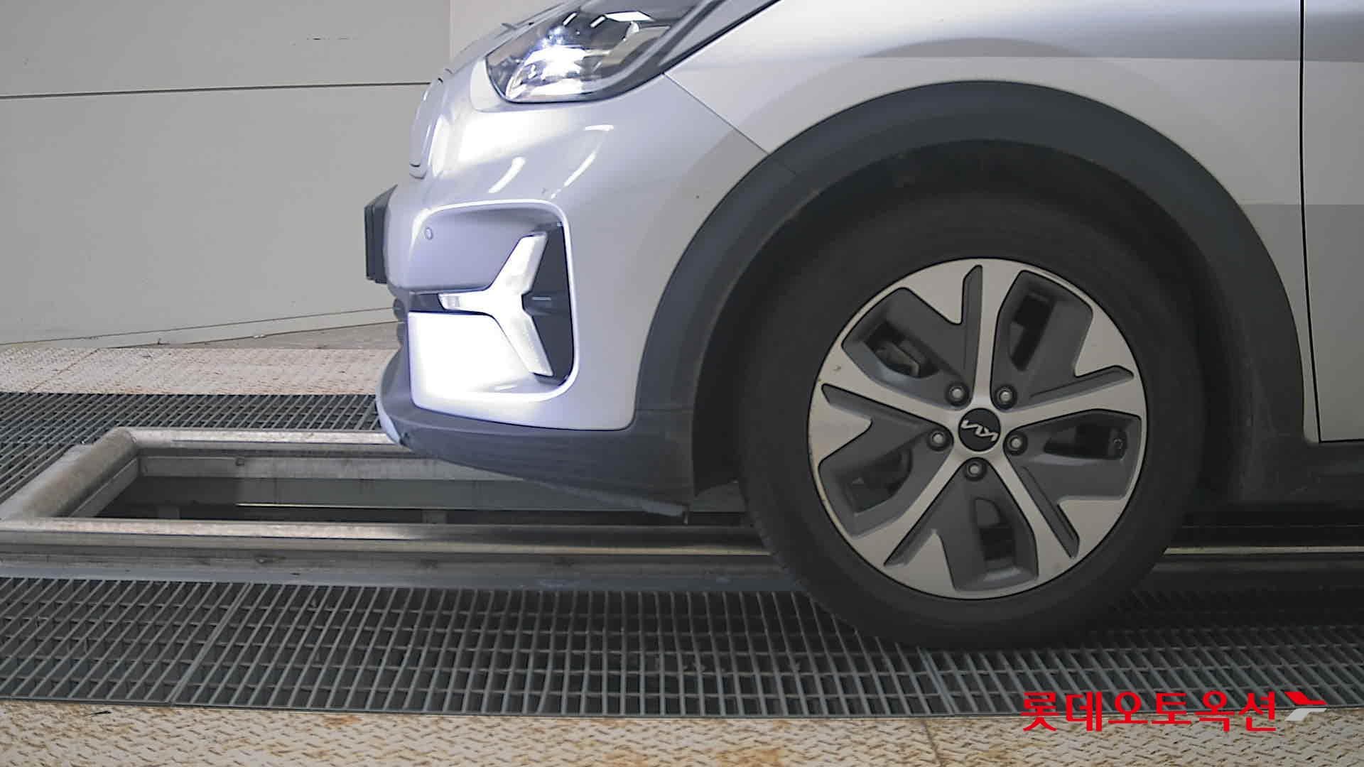 Kia - Niro | PLUS (E) 21