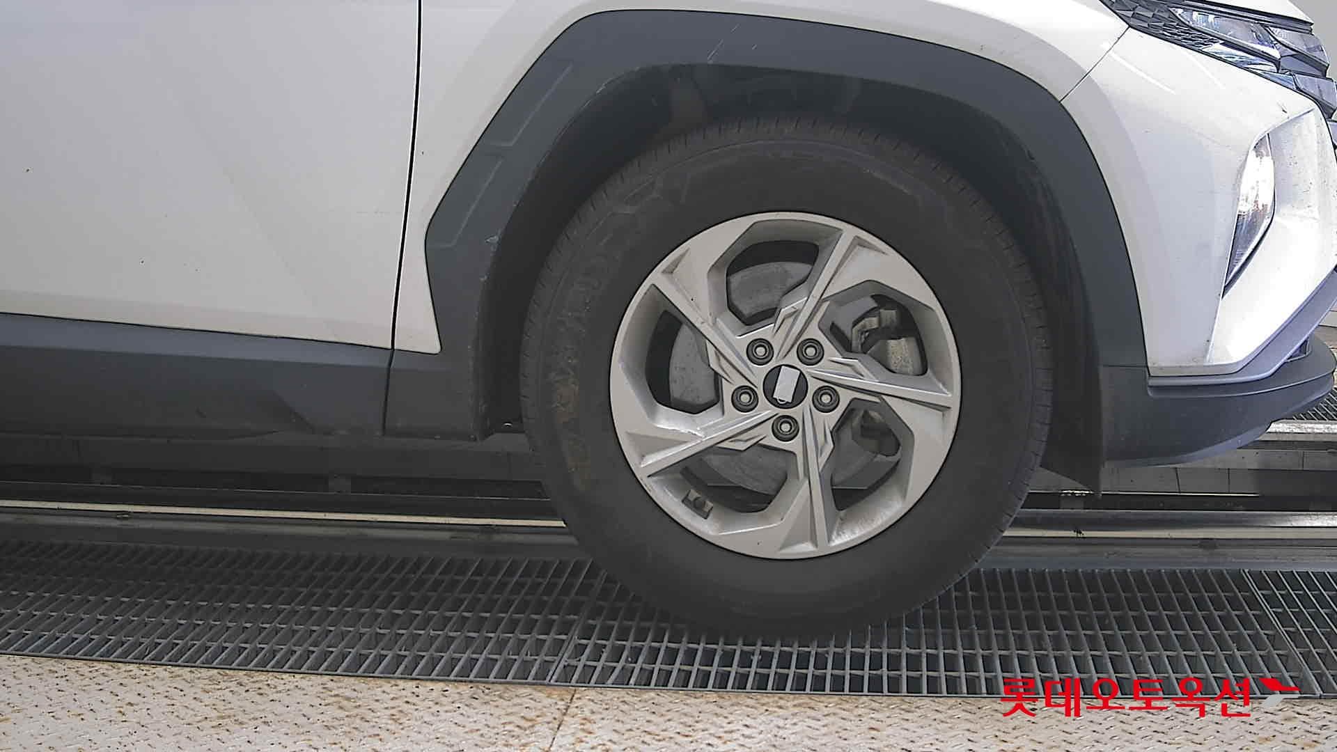 هيونداي - توسان | THE ALL NEW (D) 2.0 Modern 2WD 23