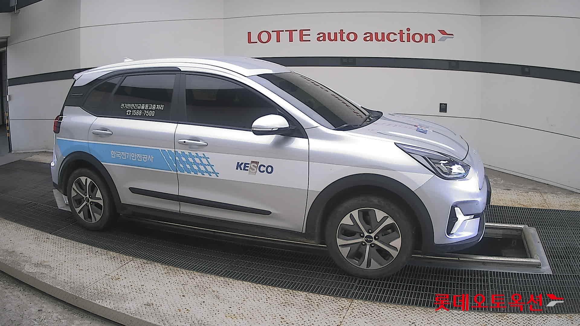 Kia - Ниро | PLUS (E) 17