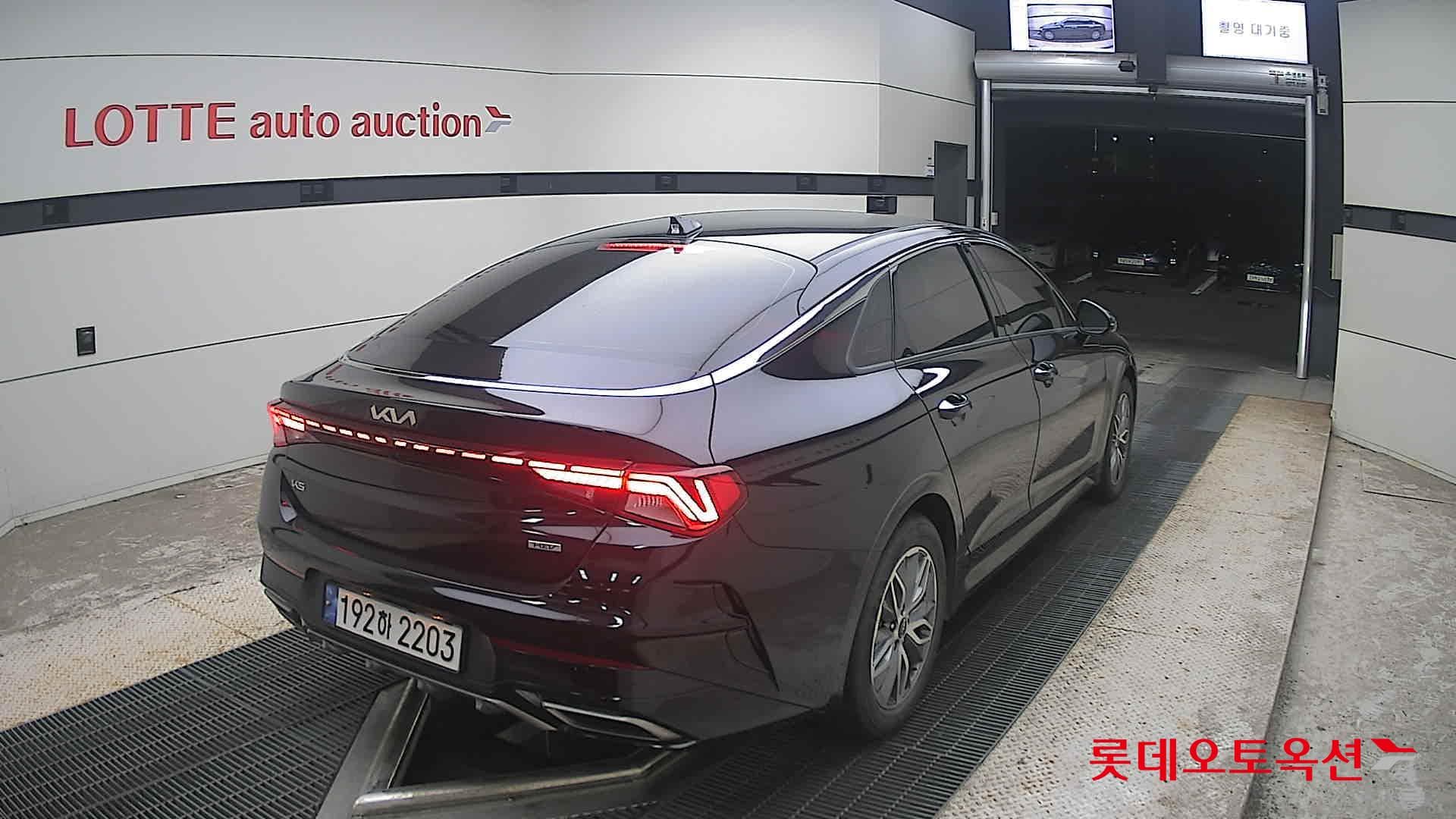 Kia - K5 | INTERACTIVE (H) 2.0 Noblesse 13