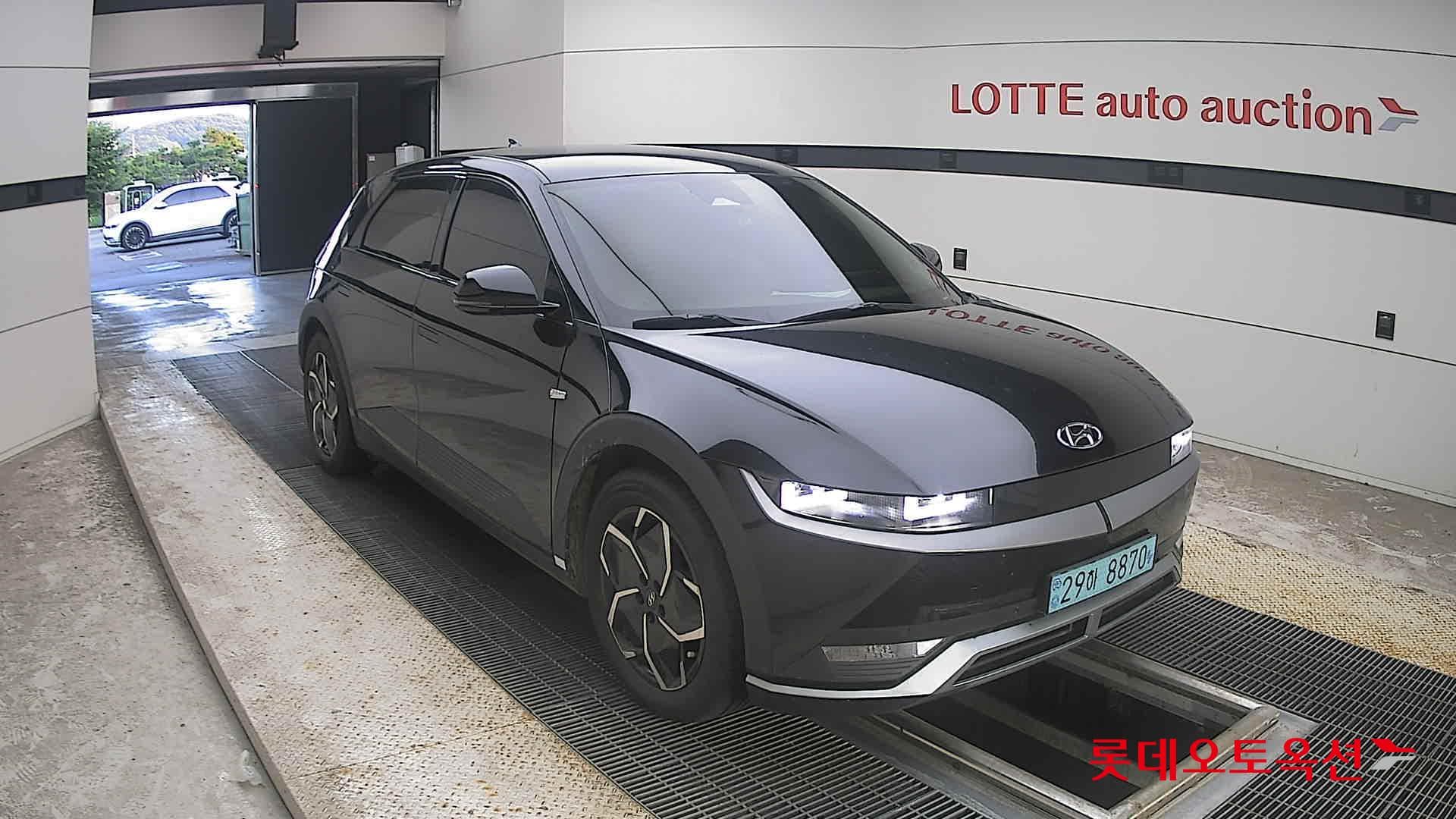 Hyundai - Ioniq | 5 (E) Long Range Exclusive 4WD 19