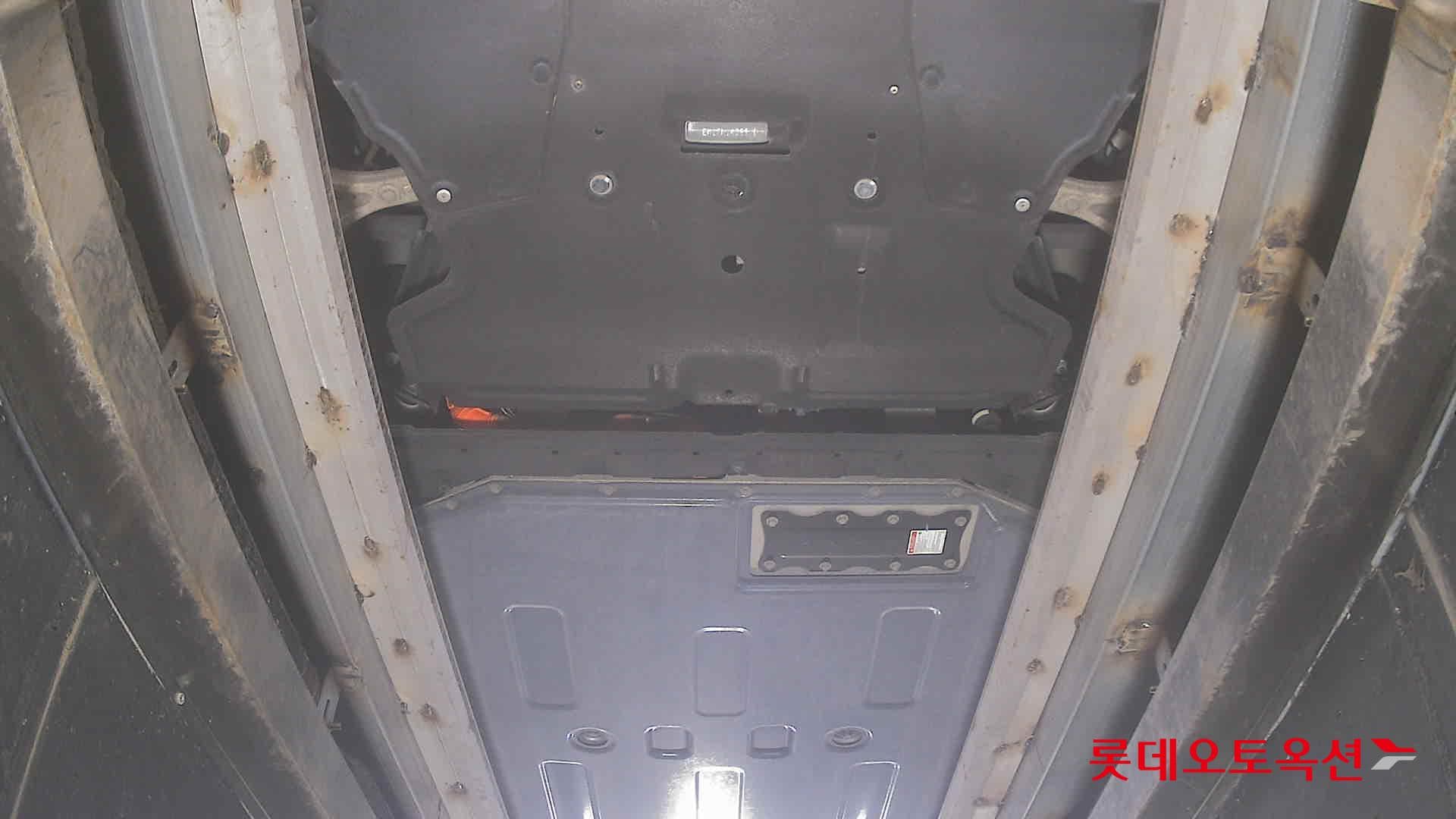 جينيسيس - GV60 | (E) Standard 2WD 27