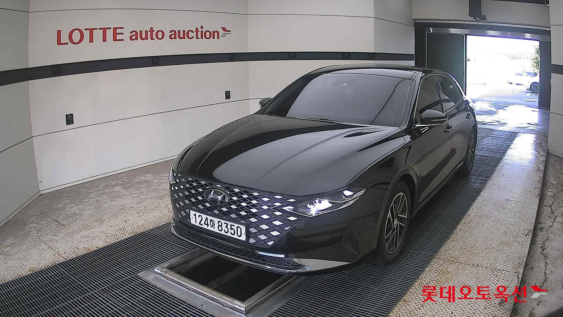 Hyundai - Grandeur | THE NEW (G) 2.5 Premium 2