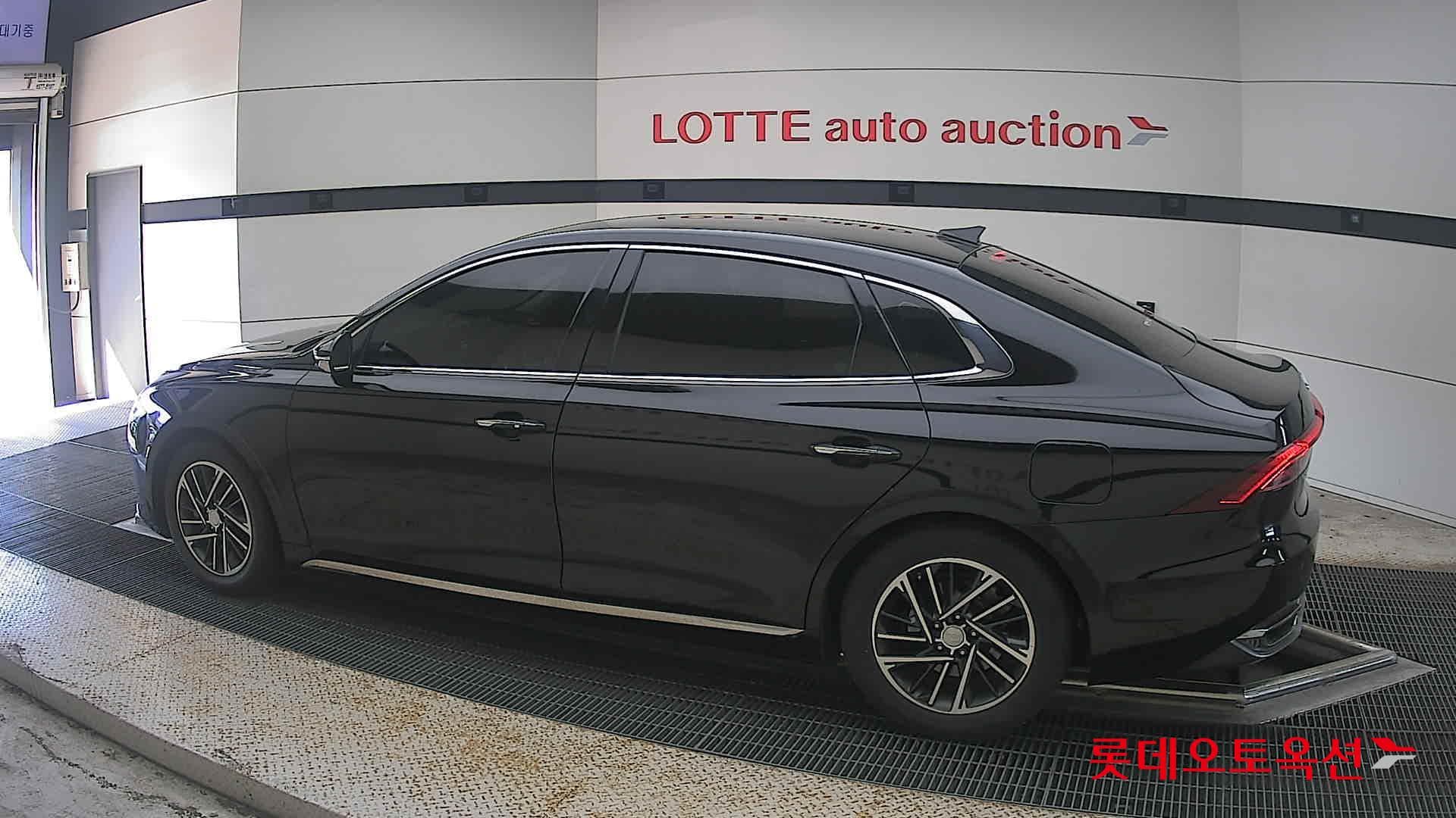 Hyundai - Grandeur | THE NEW (G) 2.5 Premium 7