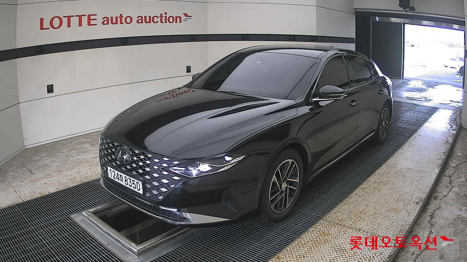 Hyundai - Grandeur | THE NEW (G) 2.5 Premium 3