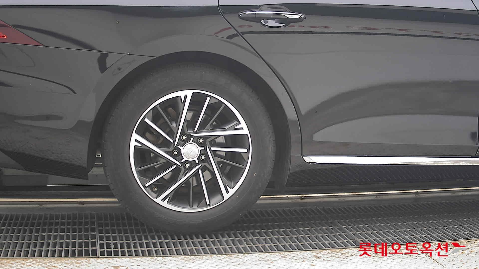 Hyundai - Grandeur | THE NEW (G) 2.5 Premium 24