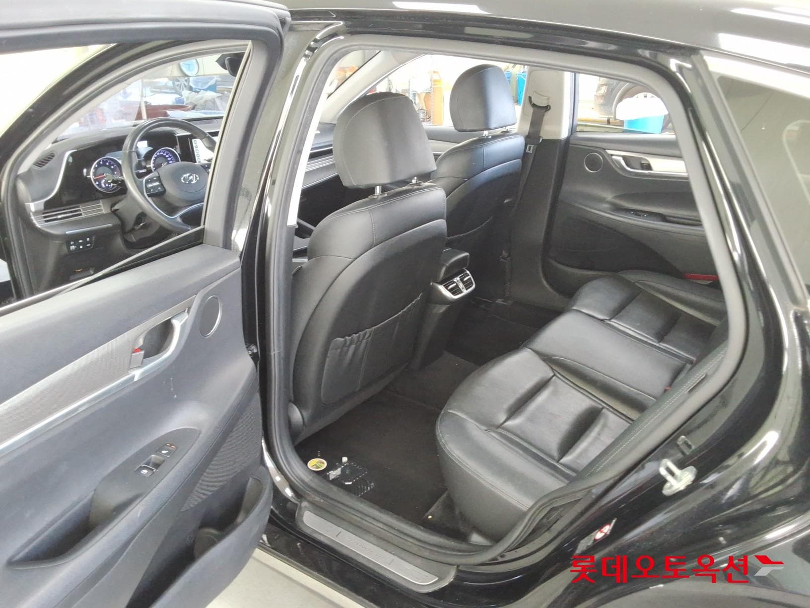 Hyundai - Grandeur | THE NEW (G) 2.5 Premium 35