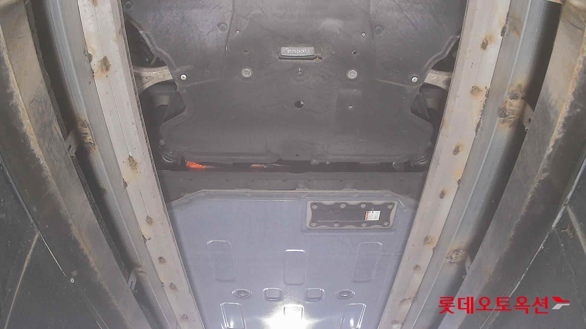 جينيسيس - GV60 | (E) Standard 2WD 27