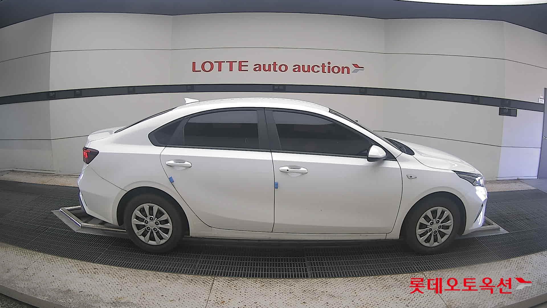 Kia - K3 | THE NEW (G) 1.6 Trendy 16