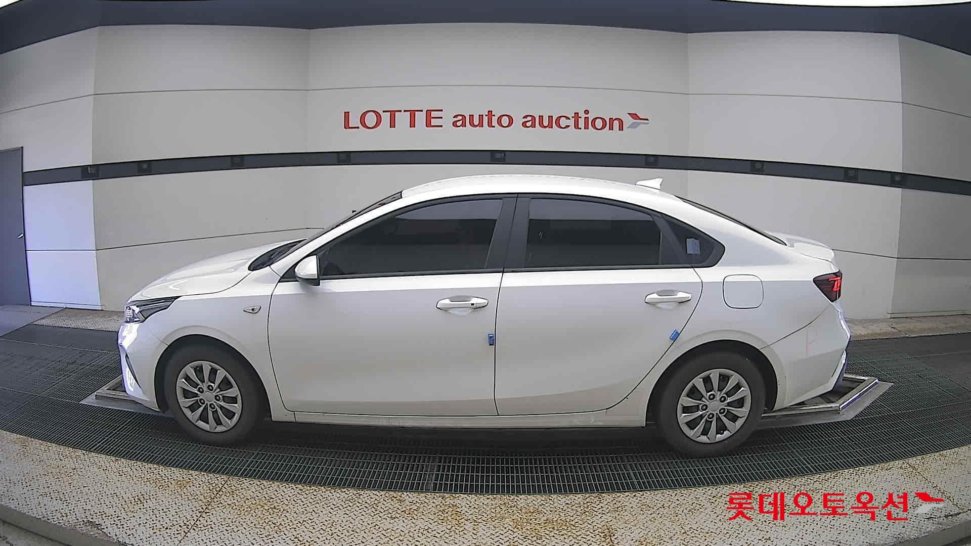 Kia - K3 | THE NEW (G) 1.6 Trendy 6