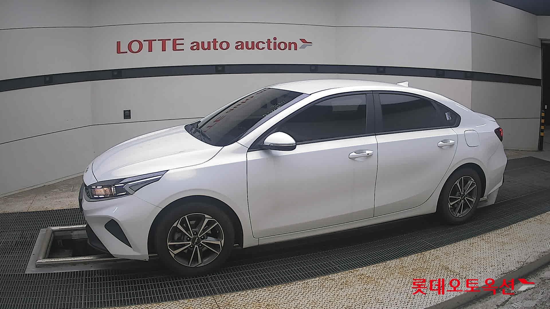 Kia - K3 | THE NEW (G) 1.6 Prestige 5