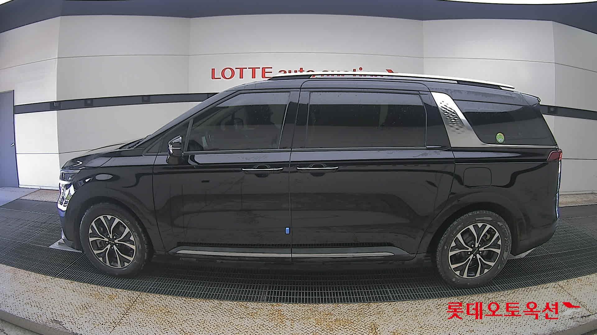 Kia - Carnival | KA4 (D) 2.2 Noblesse 9Seater 6