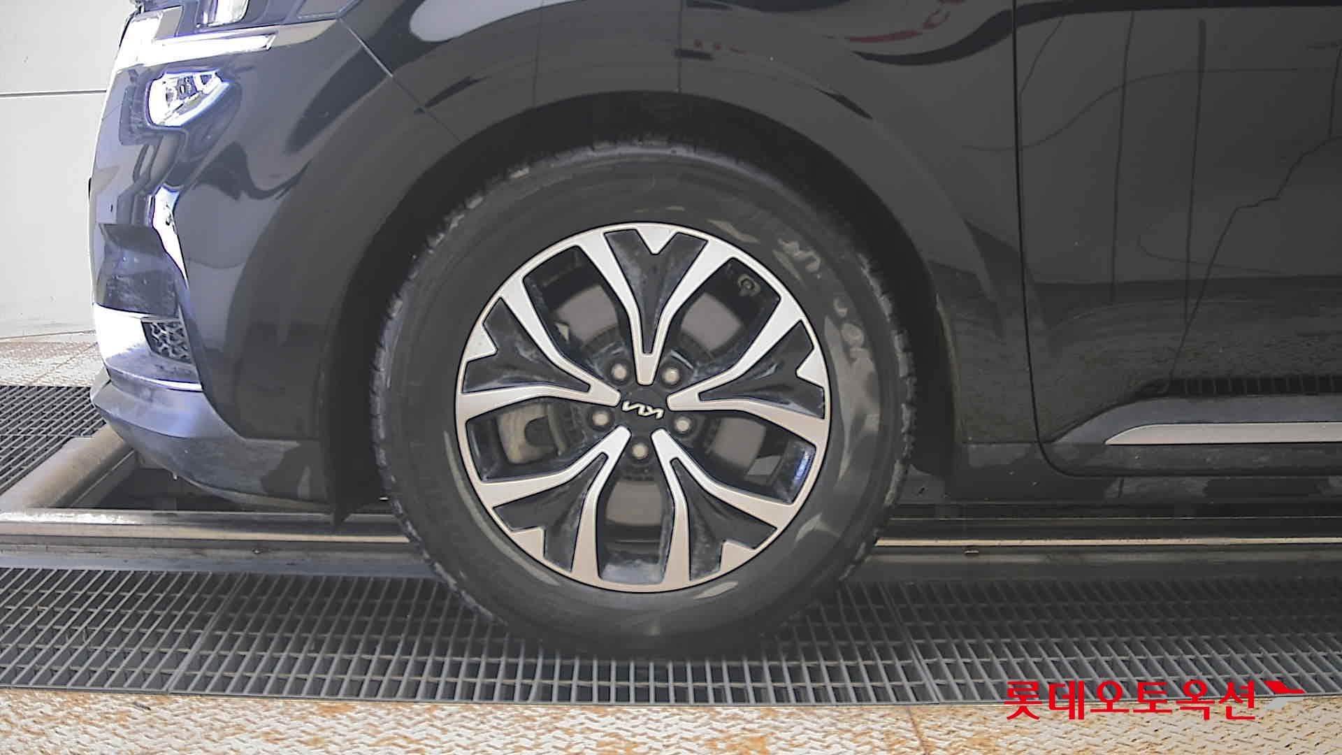 Kia - Carnival | KA4 (D) 2.2 Noblesse 9Seater 21