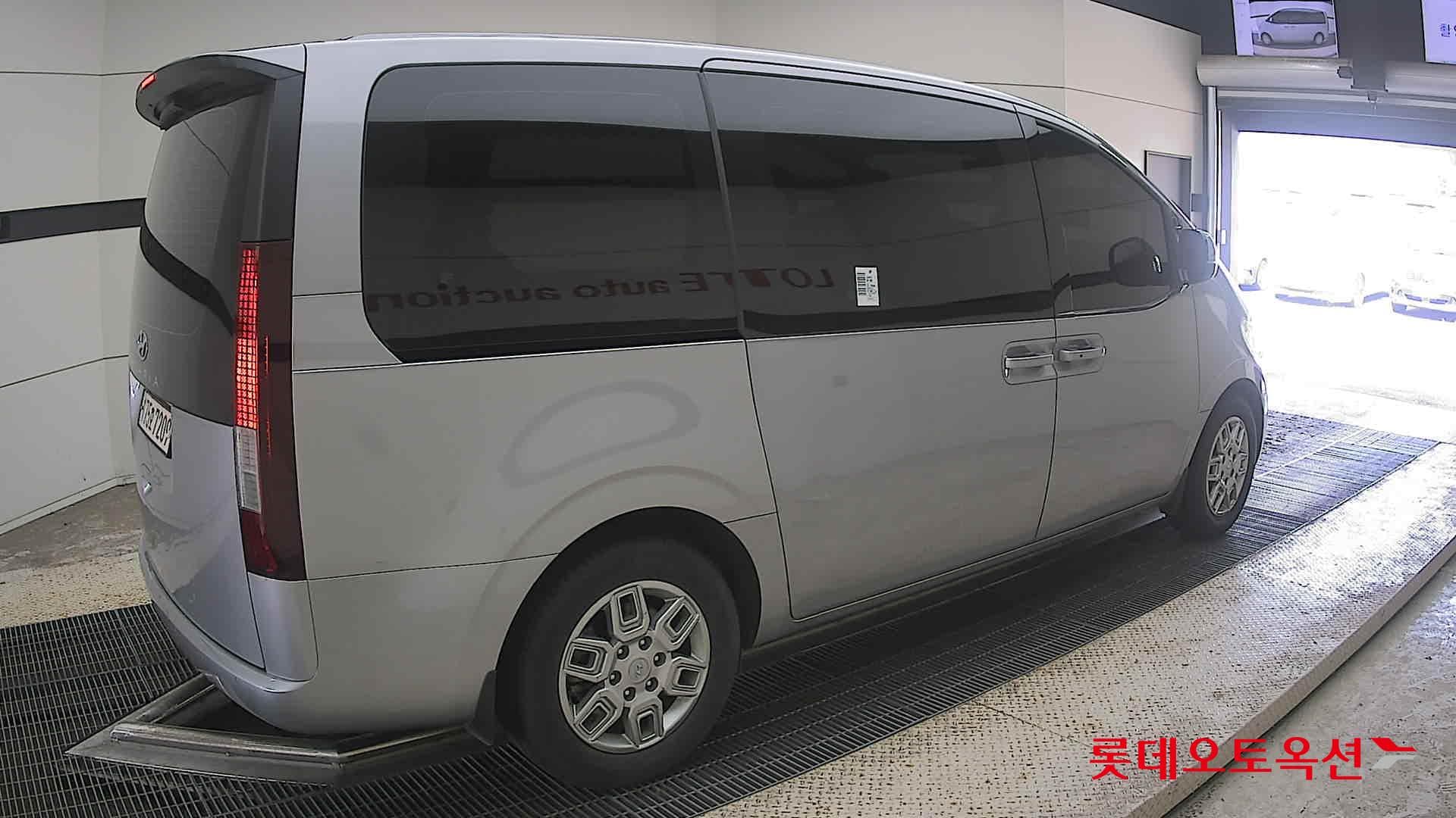 Hyundai - Стария | (D)2.2 Tourer Modern 9 2WD AT 14