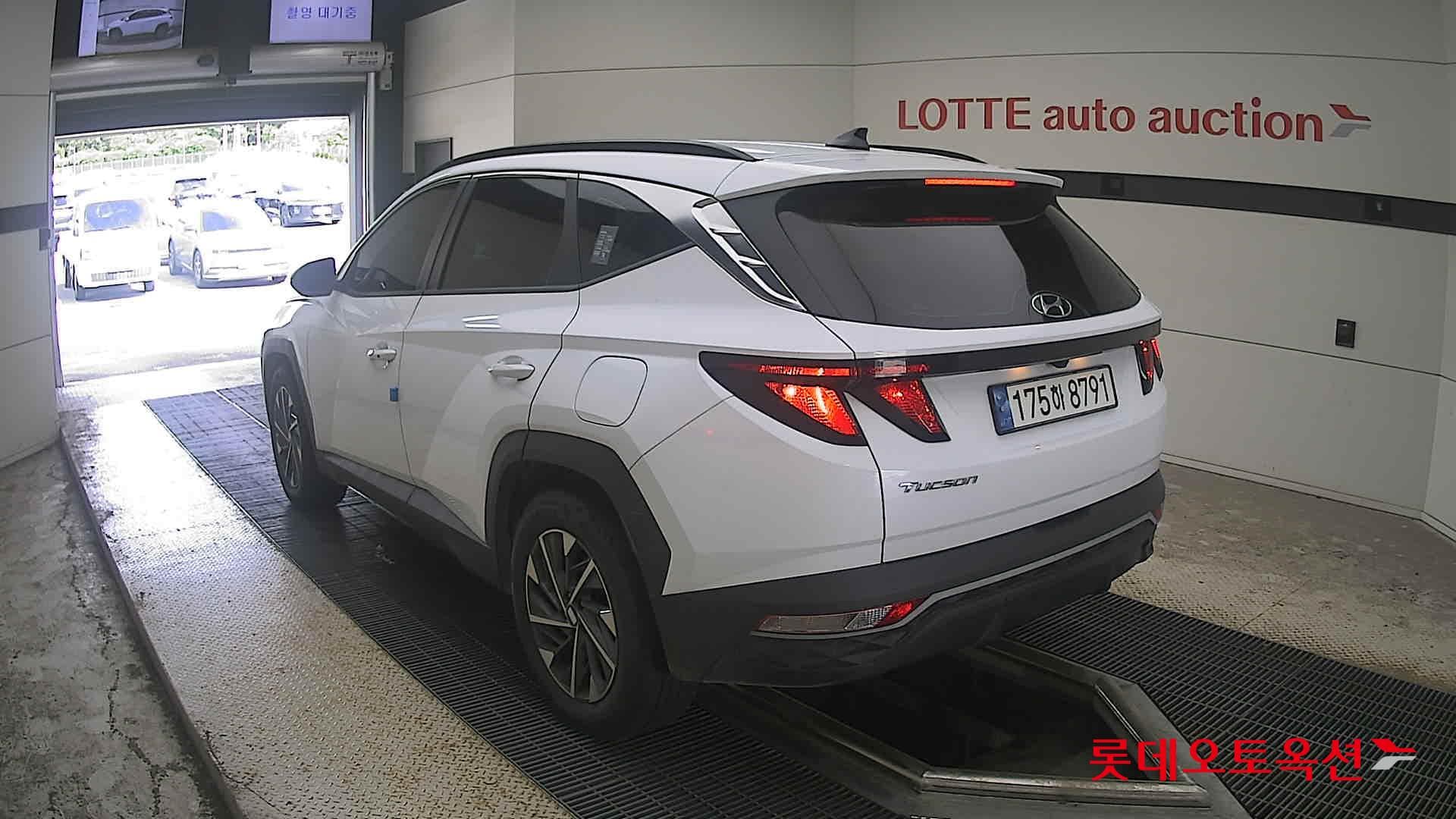 Hyundai - Туссан | THE ALL NEW (H) 1.6 T Premium 2WD 10