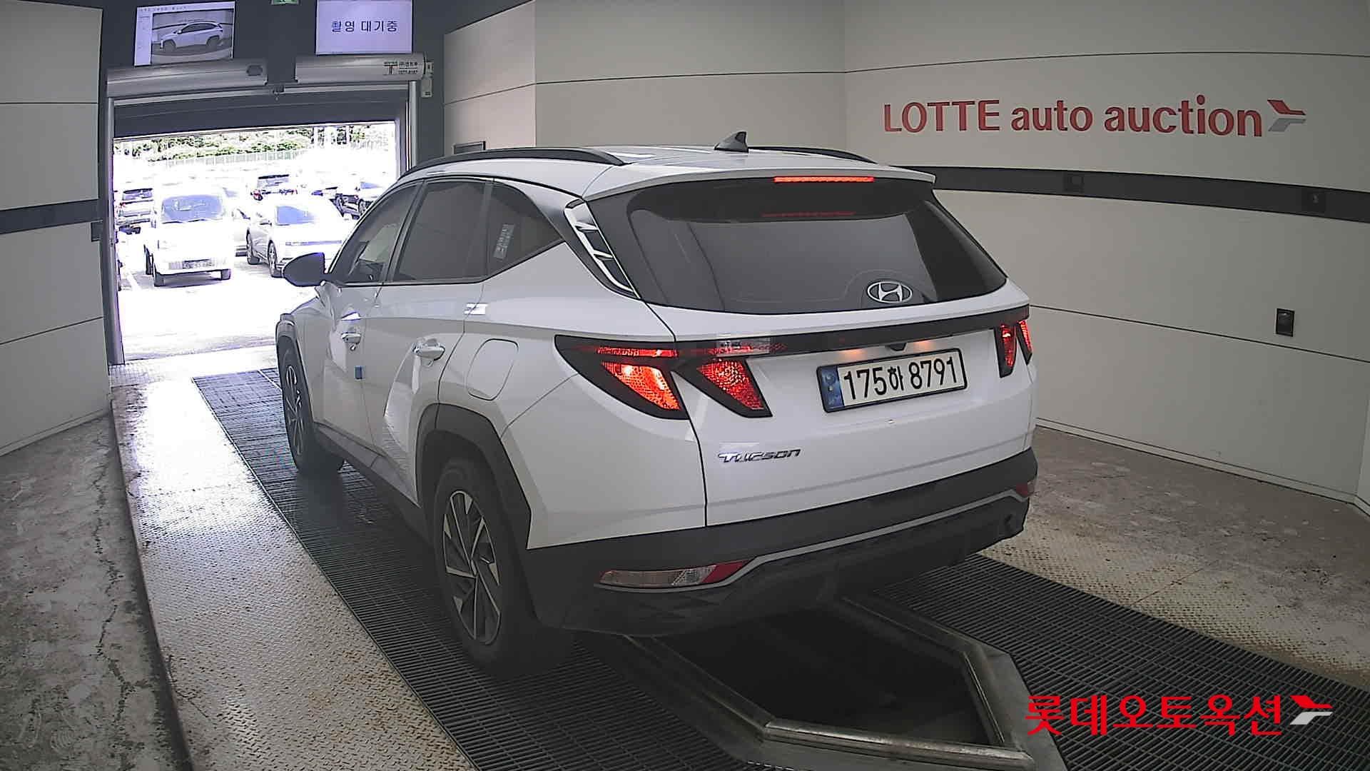 Hyundai - Туссан | THE ALL NEW (H) 1.6 T Premium 2WD 9