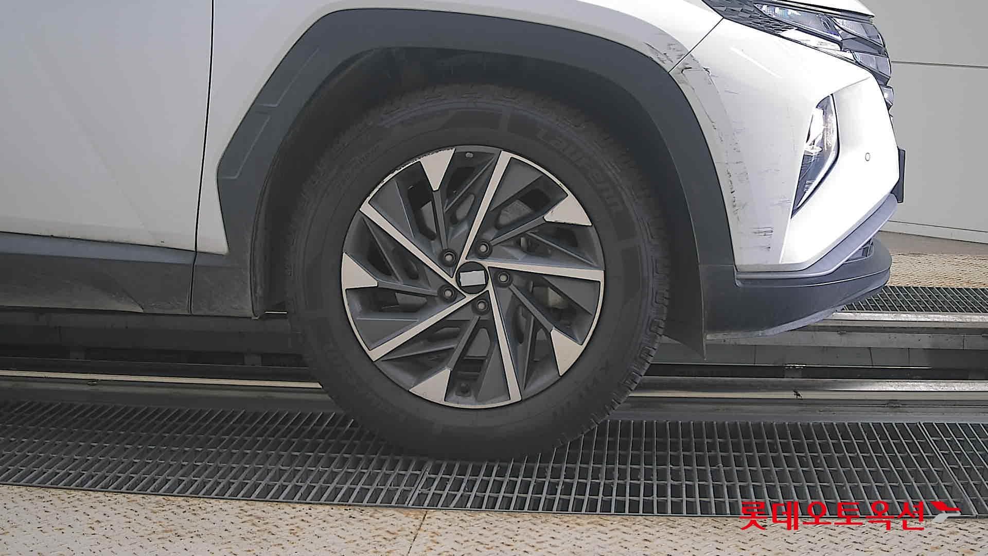 Hyundai - Туссан | THE ALL NEW (H) 1.6 T Premium 2WD 23