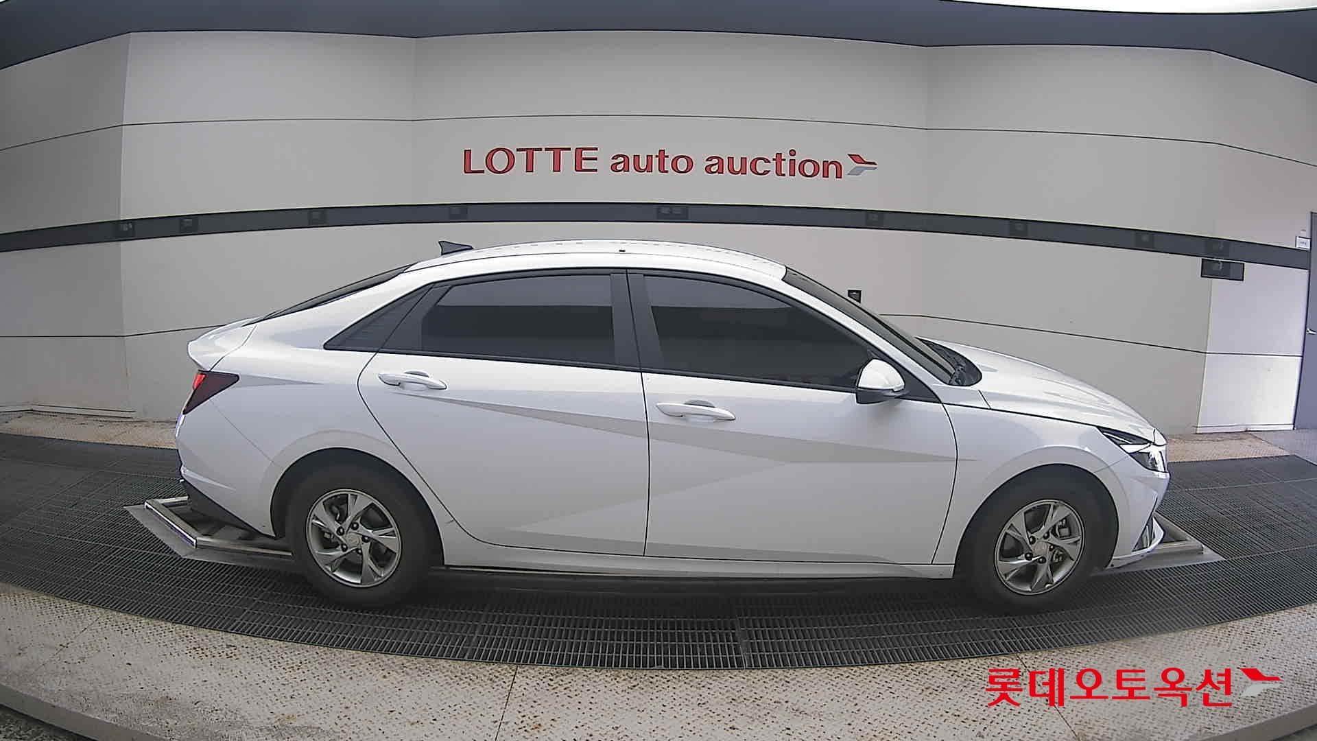 Hyundai - Элантра | ALL NEW (G) 1.6 SMART 16