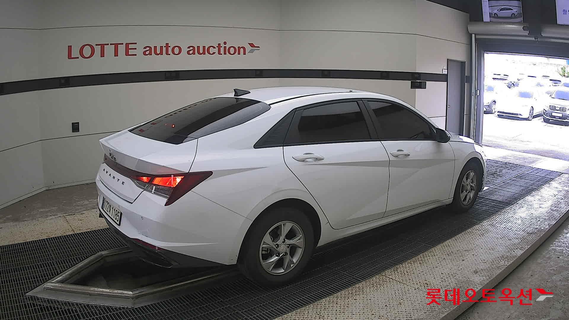 Hyundai - Элантра | ALL NEW (G) 1.6 SMART 14