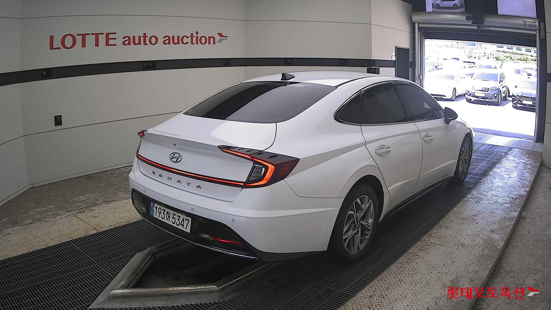 Hyundai - Sonata | DN8 (G) 2.0 Modern 12