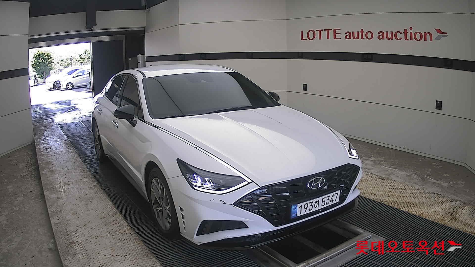 Hyundai - Sonata | DN8 (G) 2.0 Modern 20