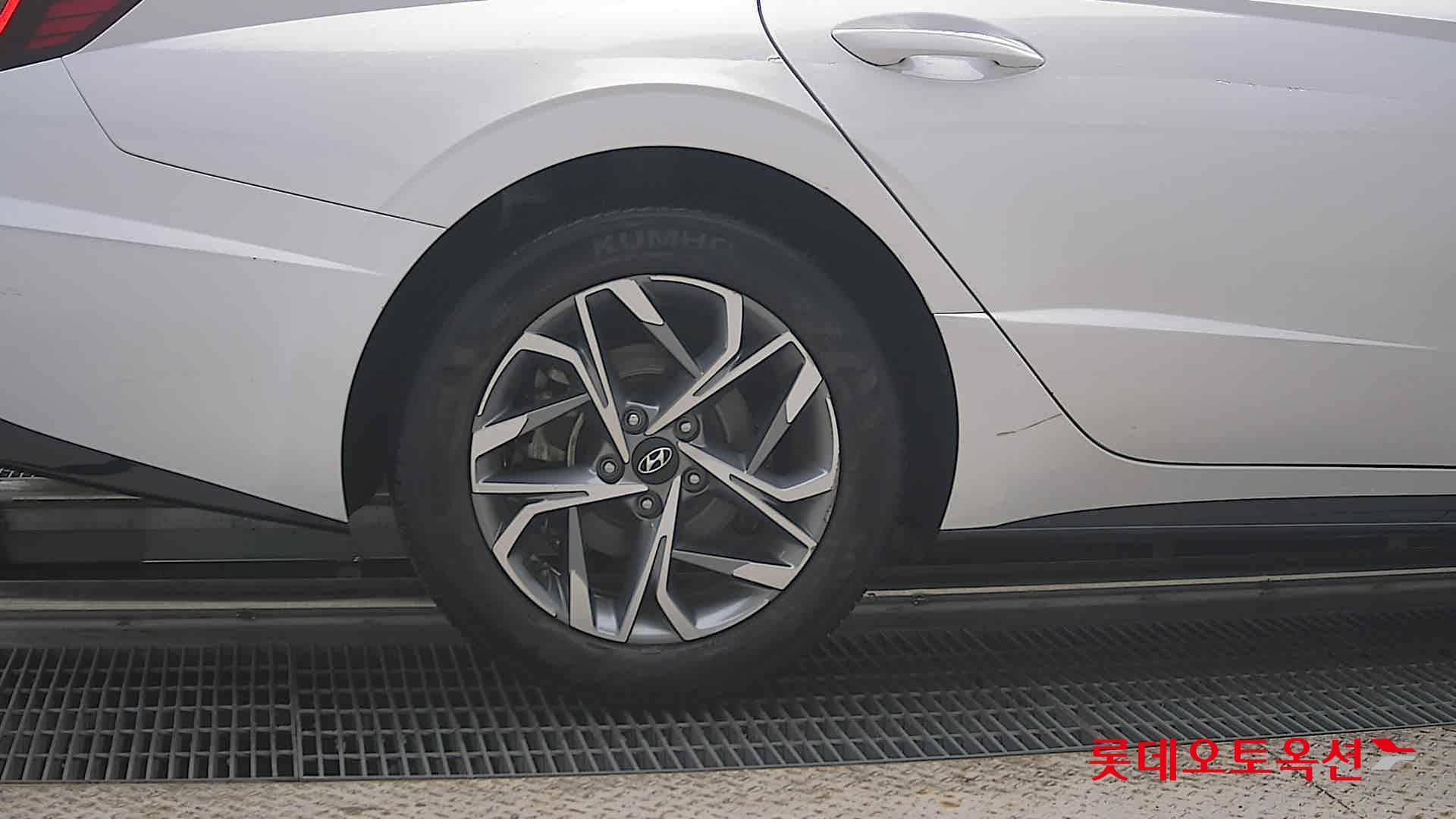 Hyundai - Sonata | DN8 (G) 2.0 Modern 24
