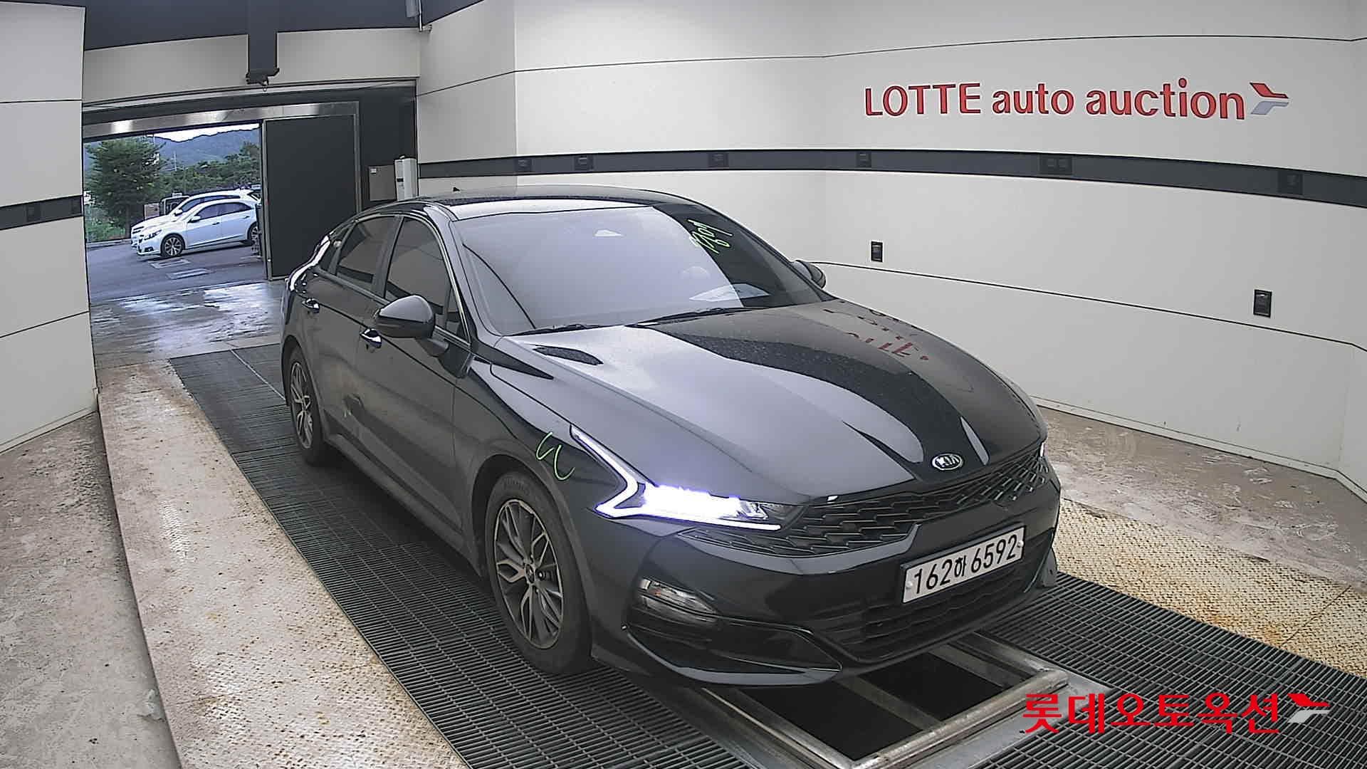 Kia - K5 | INTERACTIVE (G) 2.0 Prestige 20