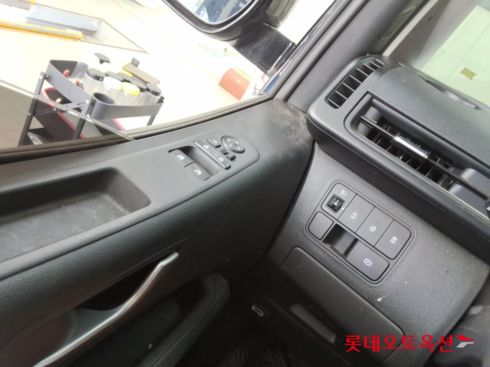 هيونداي - ستاريا | (D) 2.2 Tourer 11Seater Modern 28