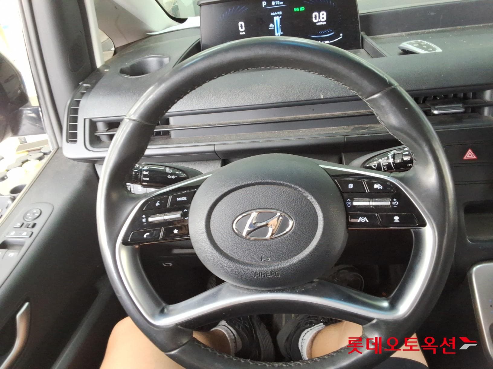 هيونداي - ستاريا | (D) 2.2 Tourer 11Seater Modern 29