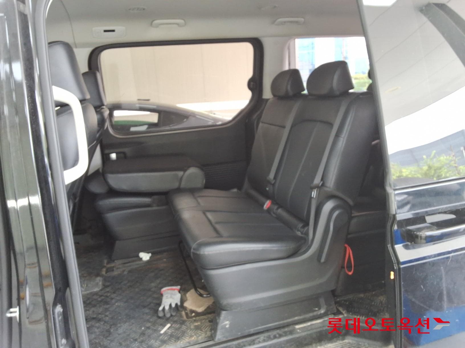 هيونداي - ستاريا | (D) 2.2 Tourer 11Seater Modern 37