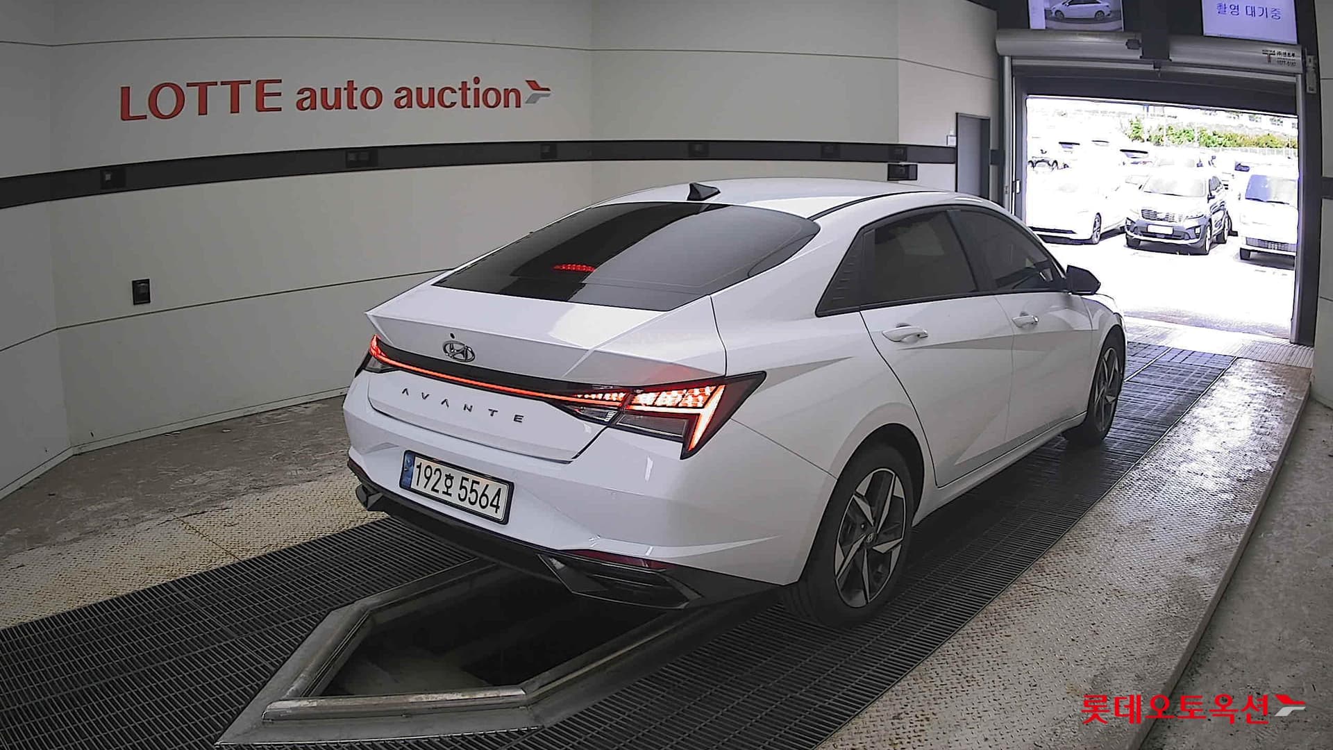 Hyundai - Элантра | ALL NEW (G) 1.6 MODERN 12