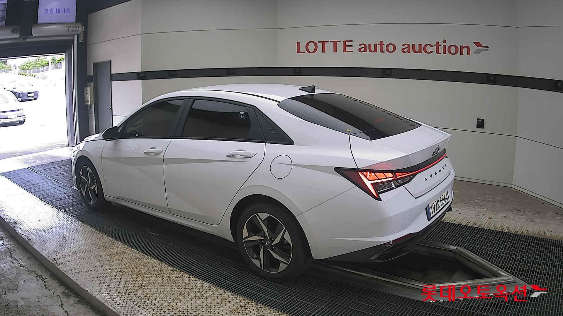 Hyundai - Элантра | ALL NEW (G) 1.6 MODERN 8