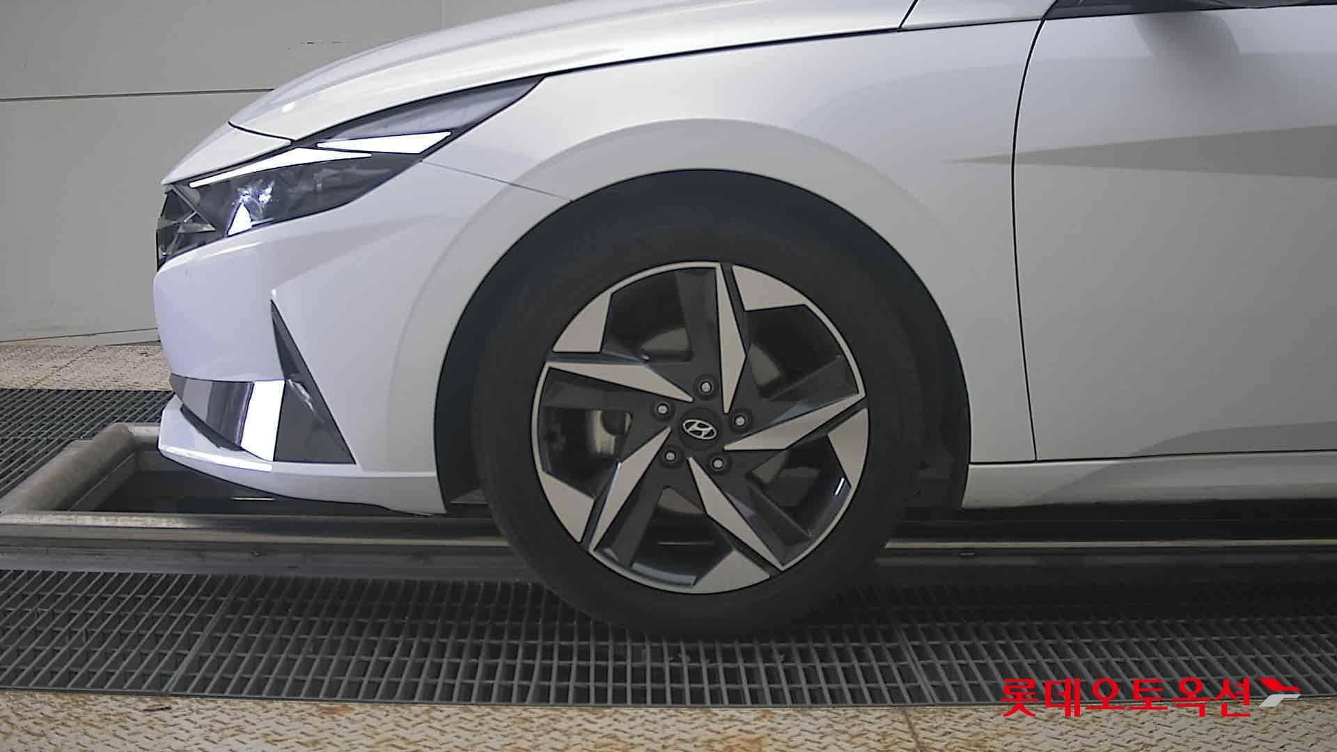 Hyundai - Элантра | ALL NEW (G) 1.6 MODERN 21