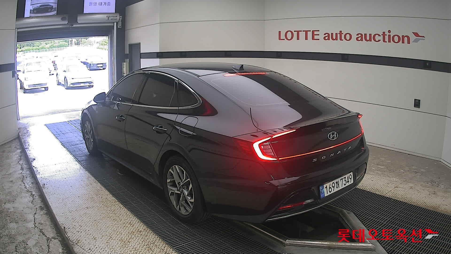 Hyundai - Sonata | DN8 (G) 2.0 Premium Plus 10