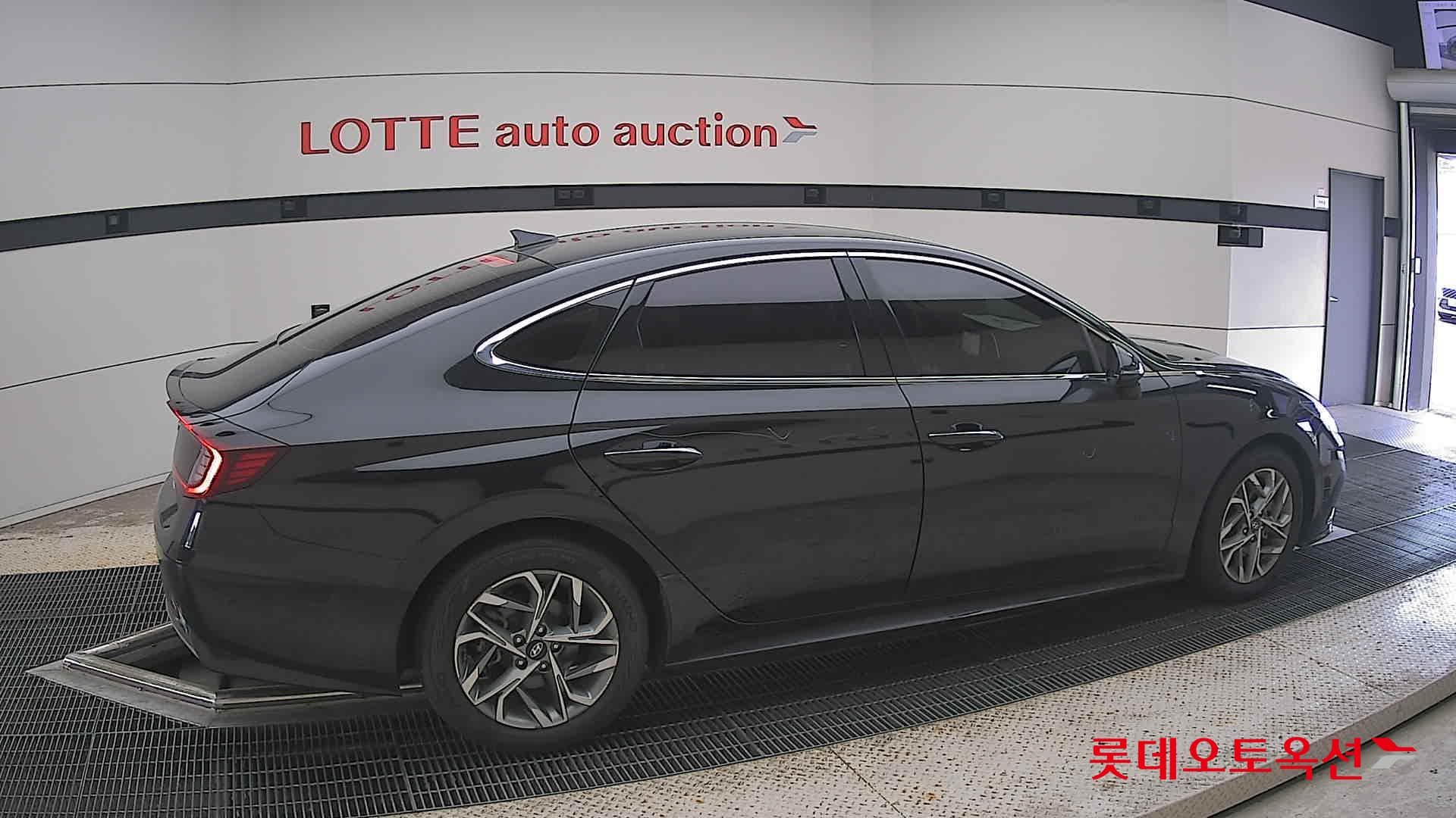 Hyundai - Sonata | DN8 (G) 2.0 Premium Plus 15