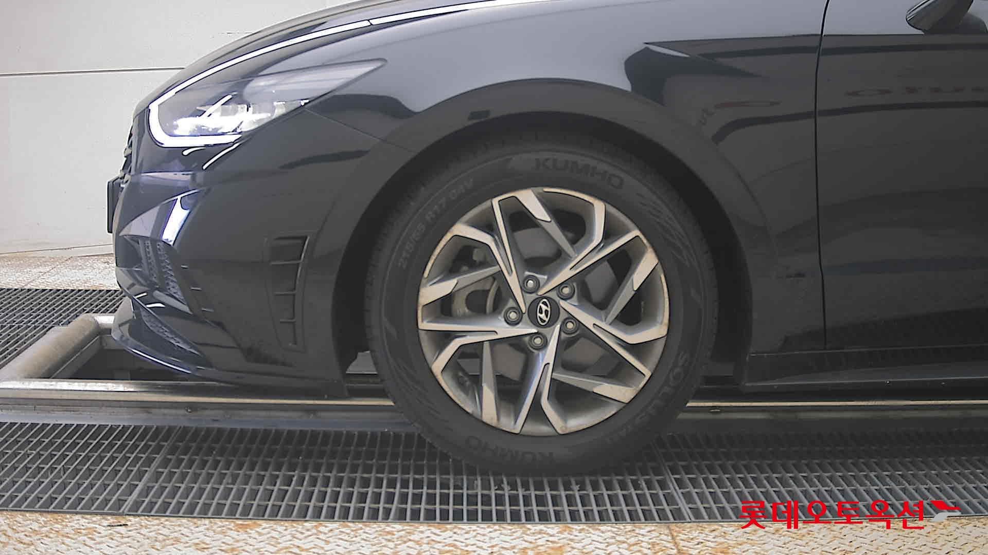 Hyundai - Sonata | DN8 (G) 2.0 Premium Plus 21