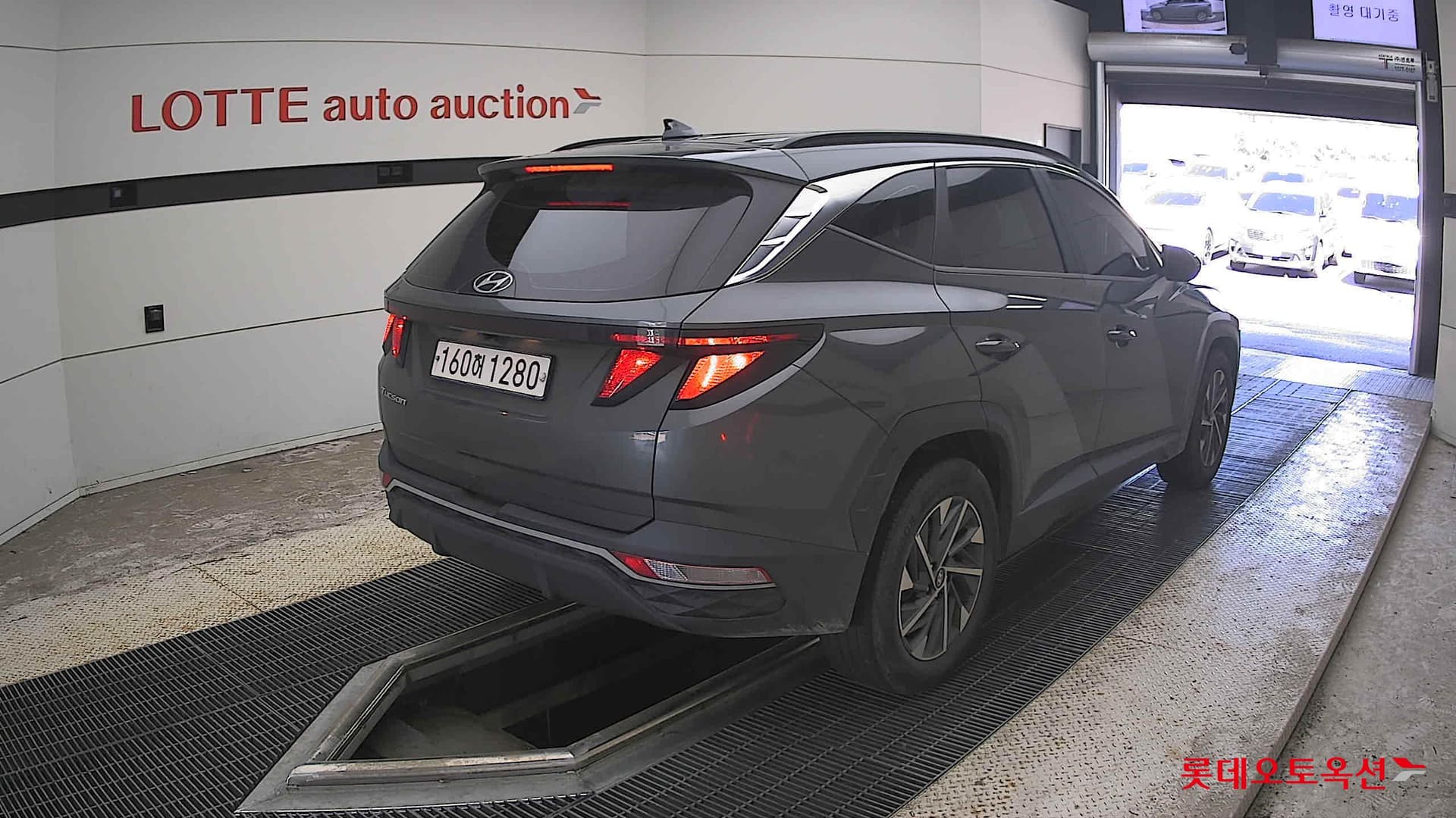 هيونداي - توسان | THE ALL NEW (D) 2.0 Premium 2WD 12