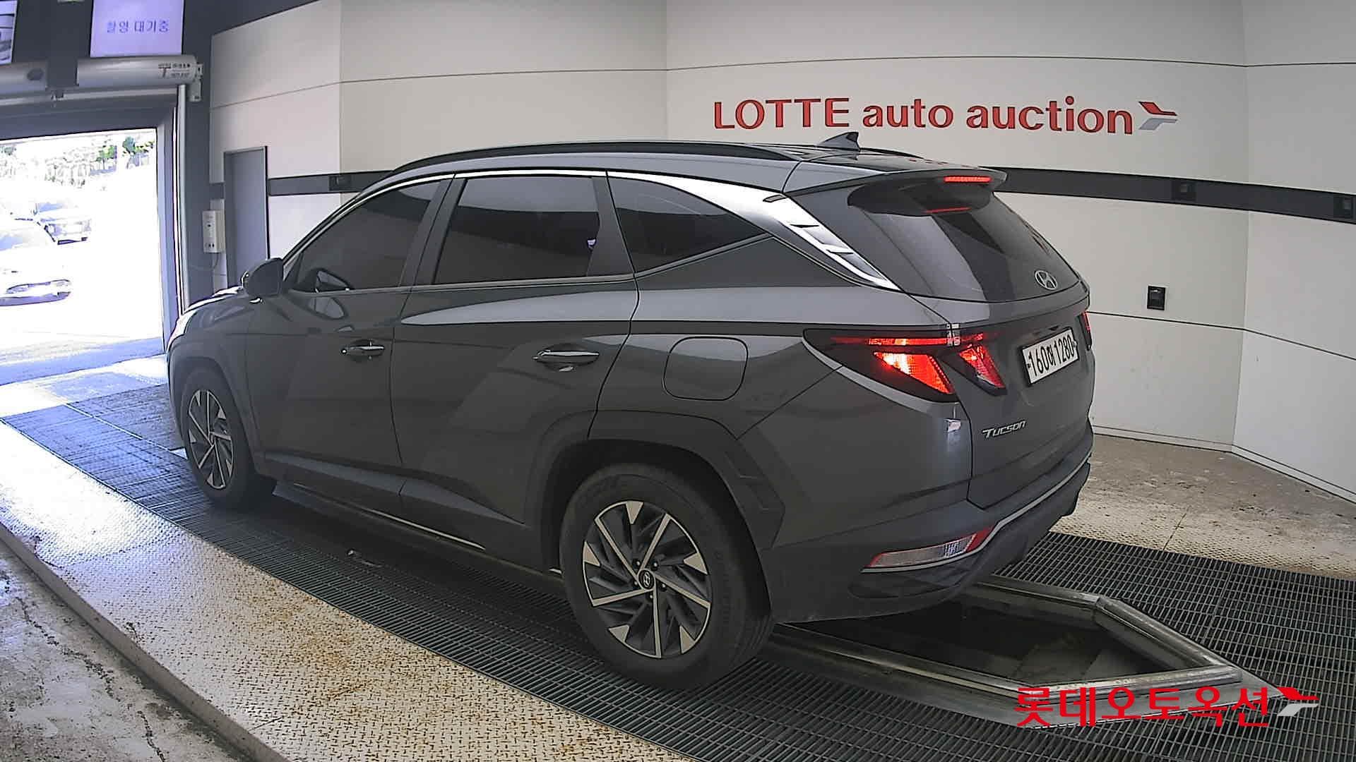 هيونداي - توسان | THE ALL NEW (D) 2.0 Premium 2WD 8