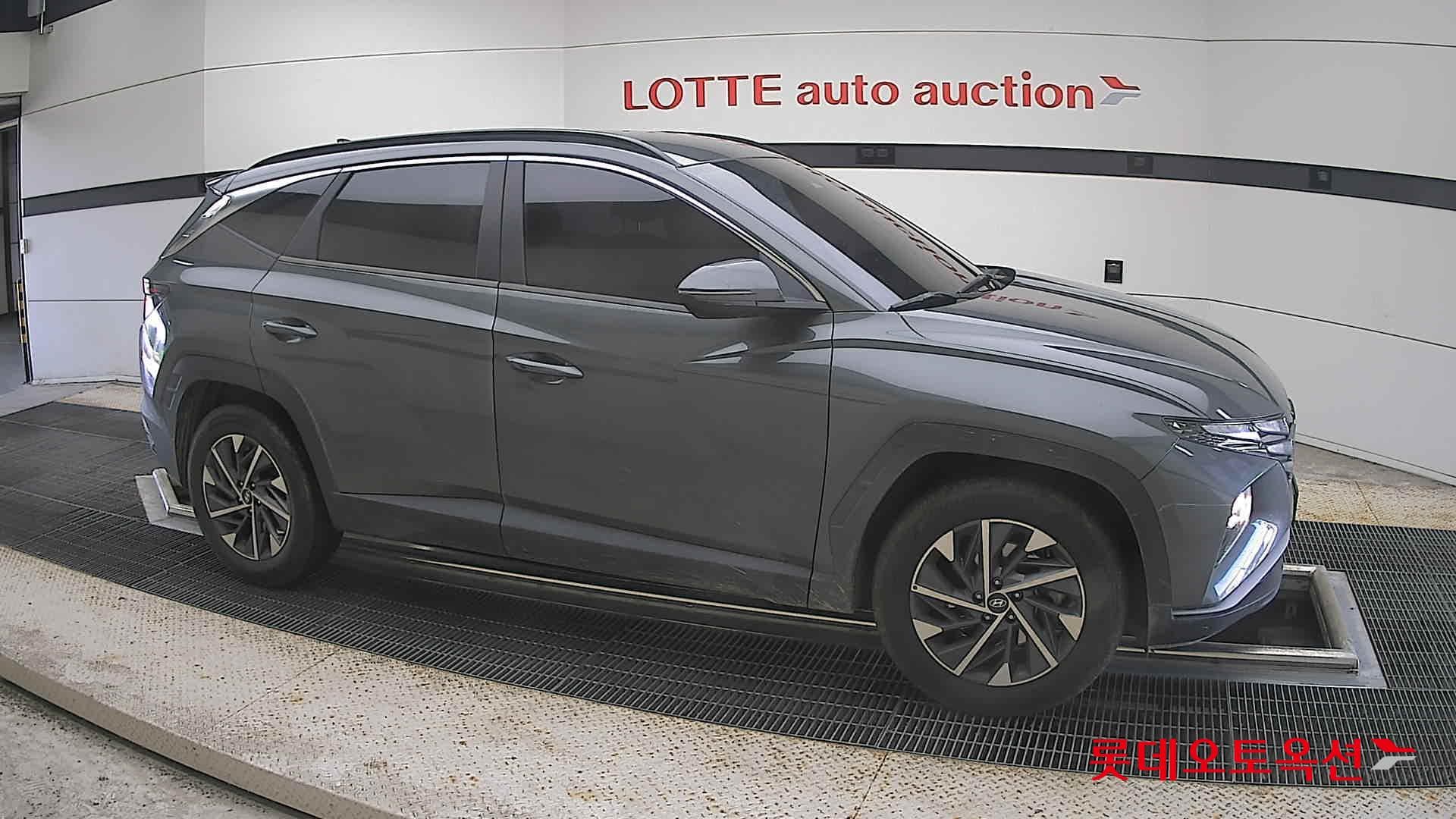 هيونداي - توسان | THE ALL NEW (D) 2.0 Premium 2WD 17