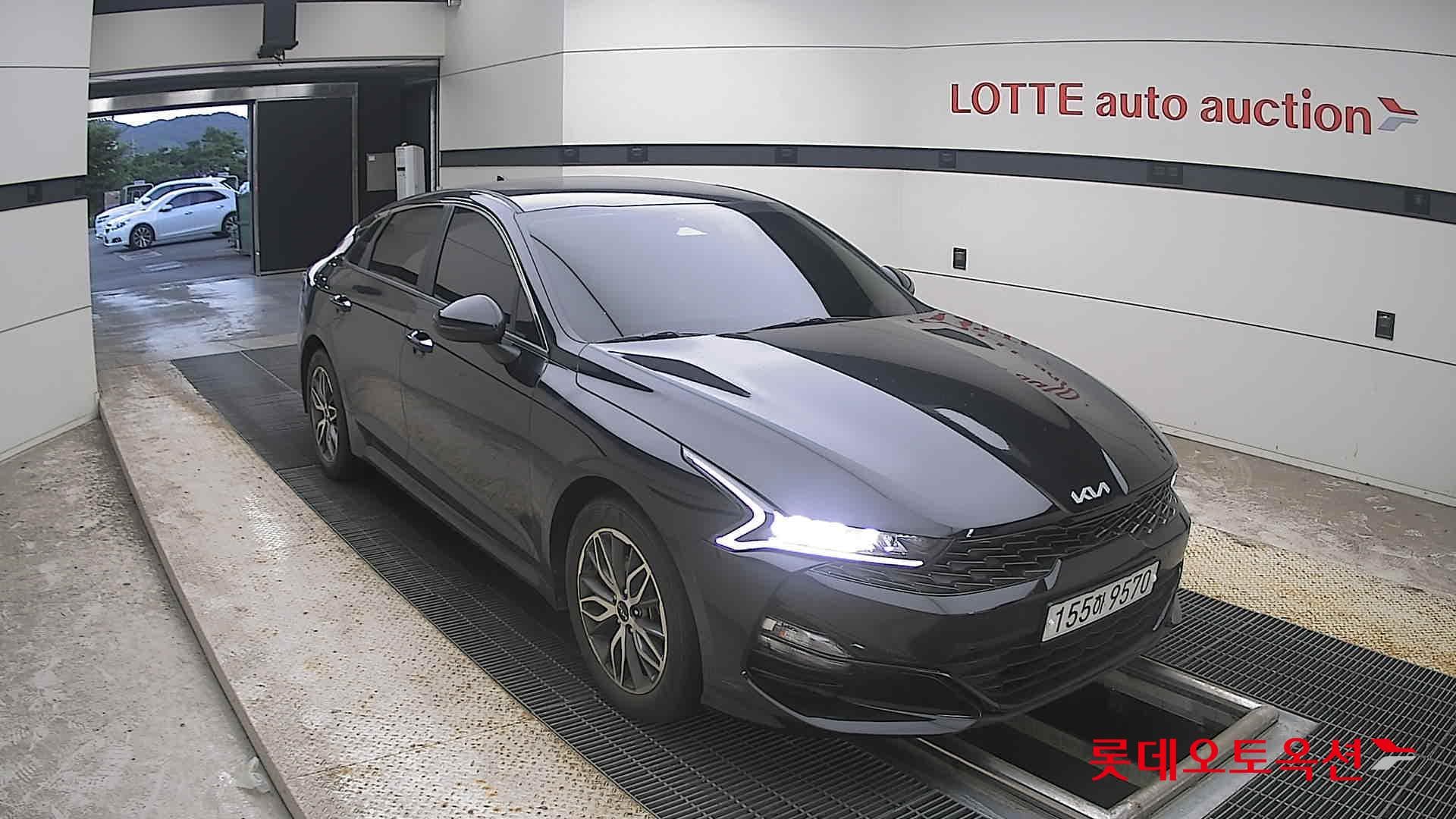 Kia - K5 | INTERACTIVE (G) 2.0 Prestige 19