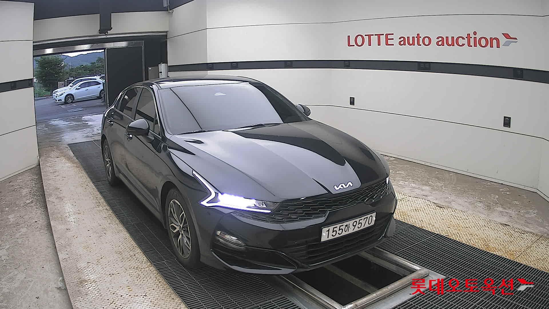 Kia - K5 | INTERACTIVE (G) 2.0 Prestige 20