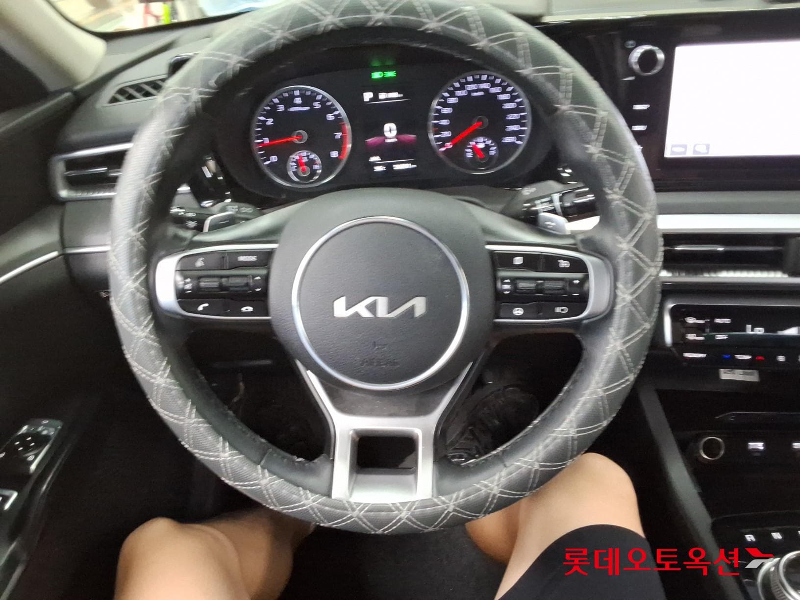 Kia - K5 | INTERACTIVE (G) 2.0 Prestige 29
