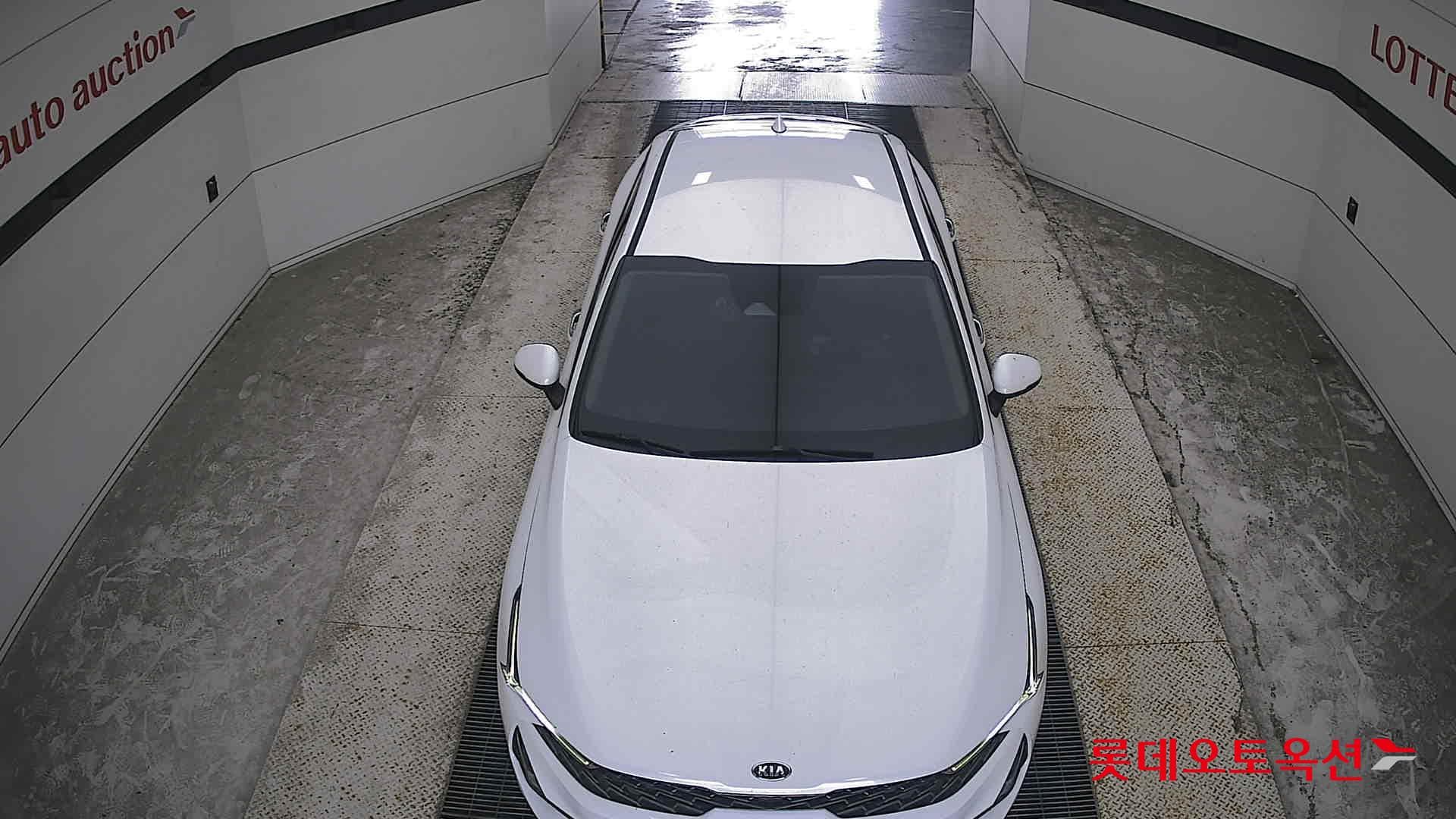 Kia - K5 | INTERACTIVE (G) 2.0 Trendy 25